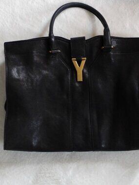 AUTHENTIC  yves saint laurent large TOP HANDLE BAG W/GOLD HARDWARE